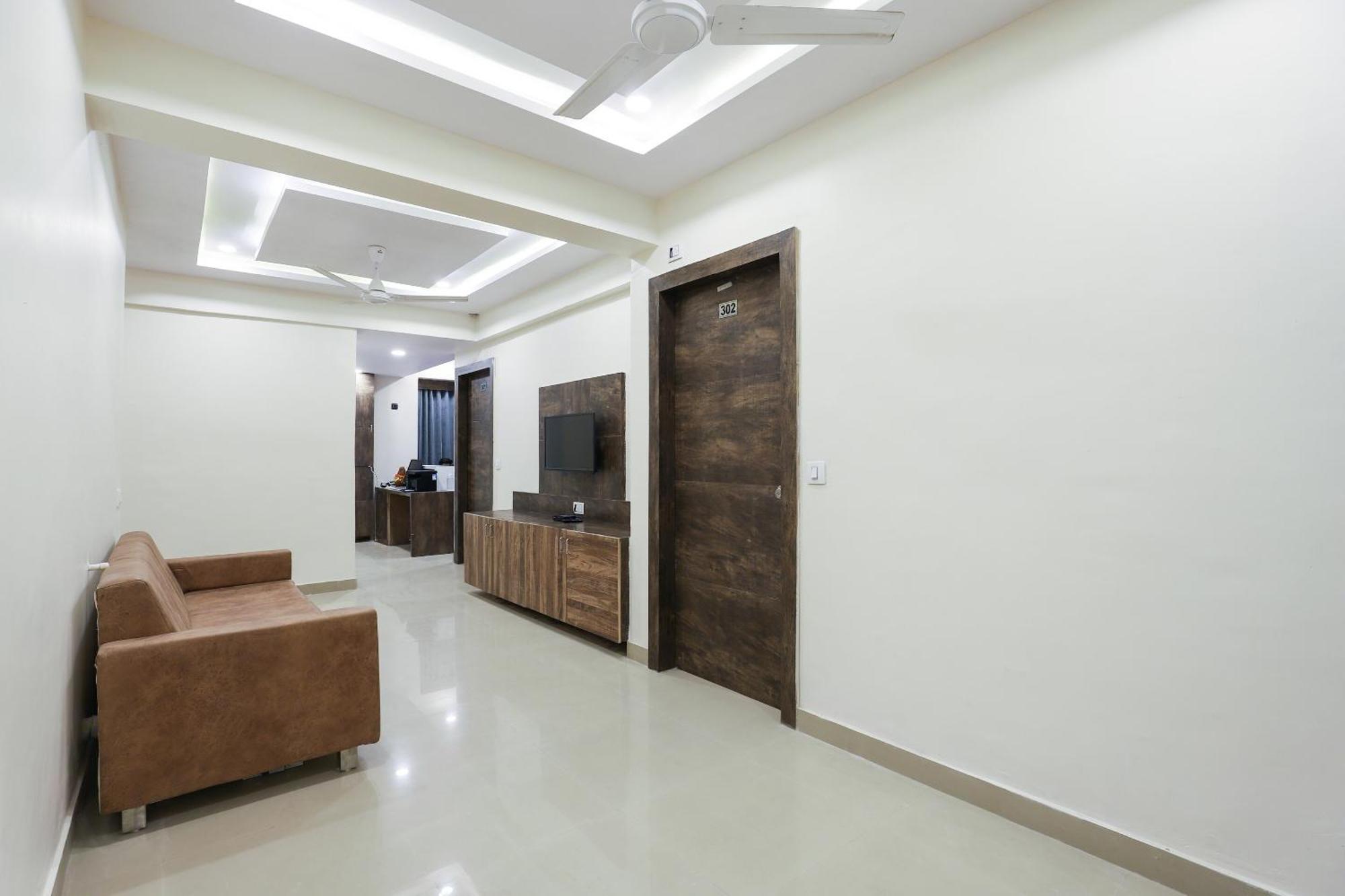 Hotel O Dream Stay Sarkhej Exterior foto
